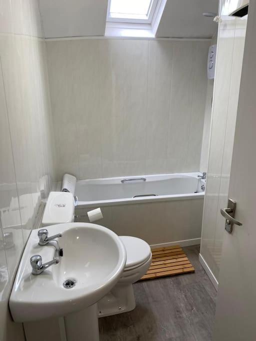 Appartamento Siop Iwan A Menna Caernarfon Esterno foto
